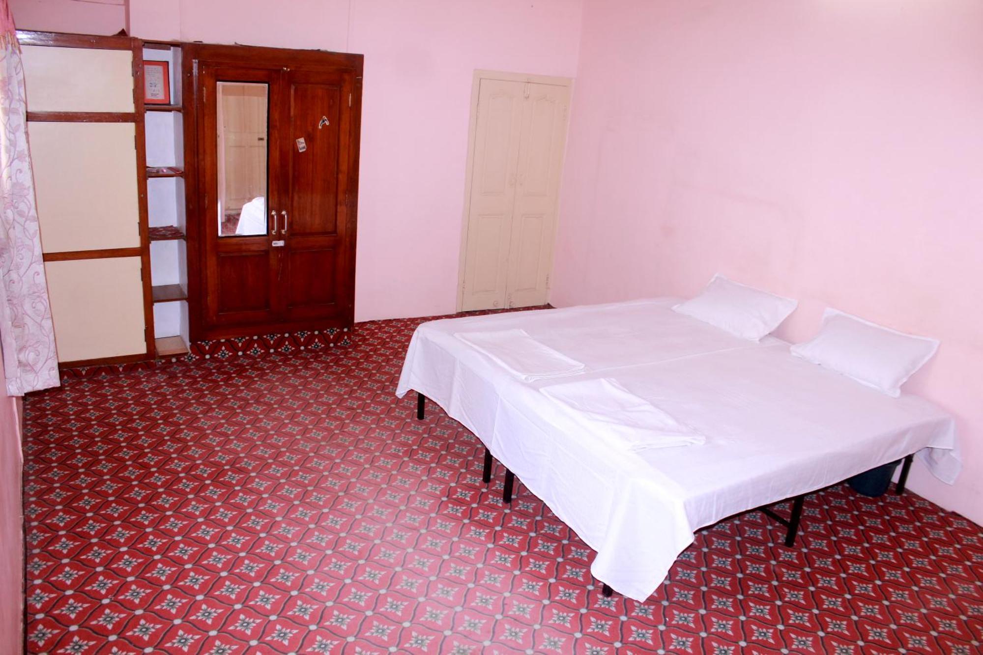 Perfect Homestay Ujjain Exteriör bild